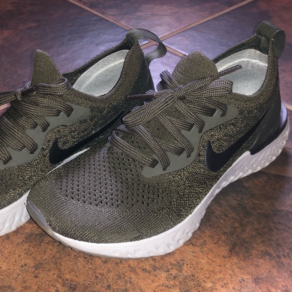 Nike Epic React Flyknit